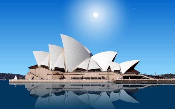 screen skl sydney opera.jpg
