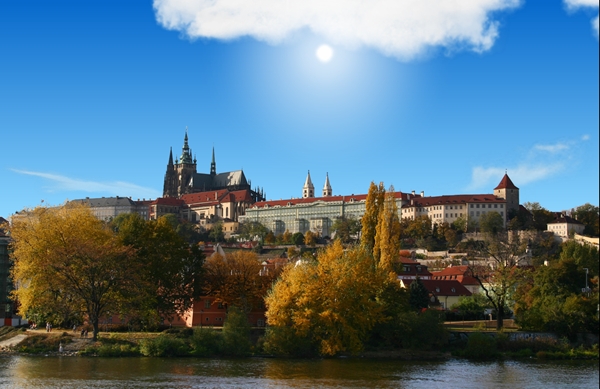 screen autumn prag.jpg