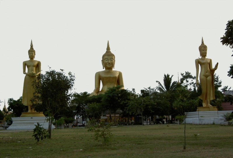 Buddhafiguren.jpg